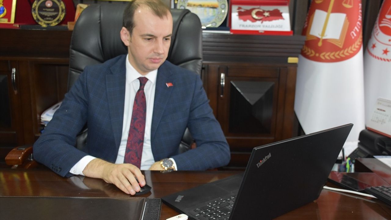 Şırnak Başsavcısı Hayrullah Şahin, 'Yılın Kareleri' Oylamasında Oy Kullandı