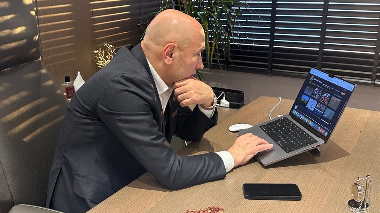 TİM Başkanı Mustafa Gültepe, AA'nın 'Yılın Kareleri' Oylamasına Katıldı