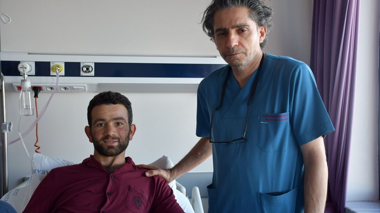 Trabzon'da 3,5 Kilogram Tümör Başarıyla Alındı