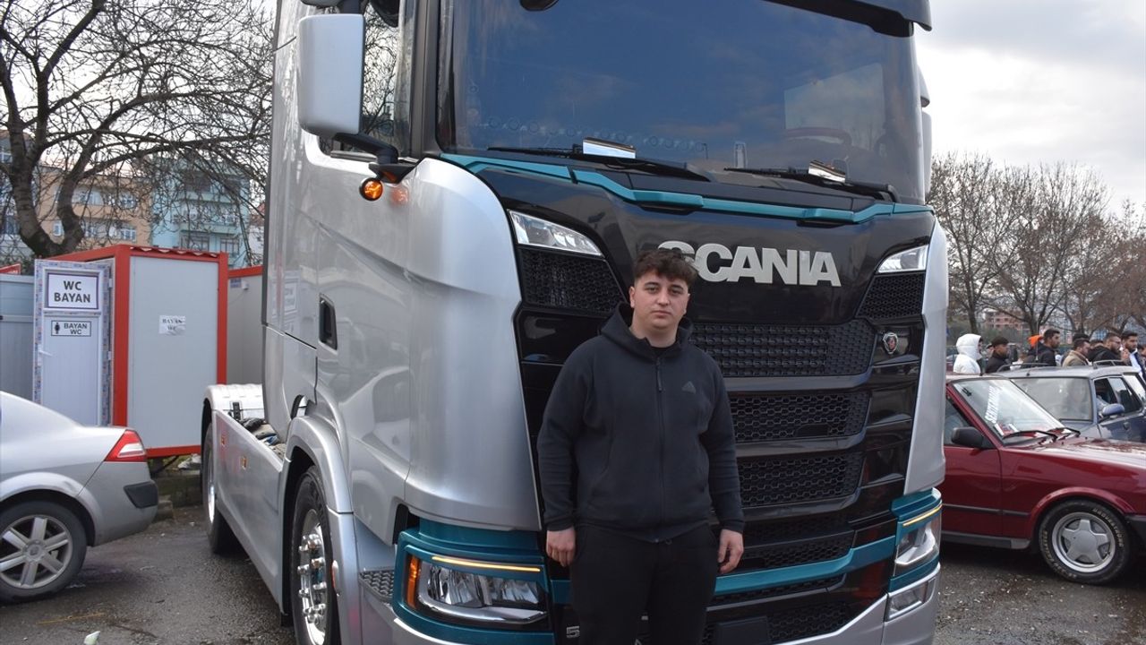 Trabzon'da 3. Autofest Modifiye ve Klasik Araçlar Festivali Büyük İlgi Gördü