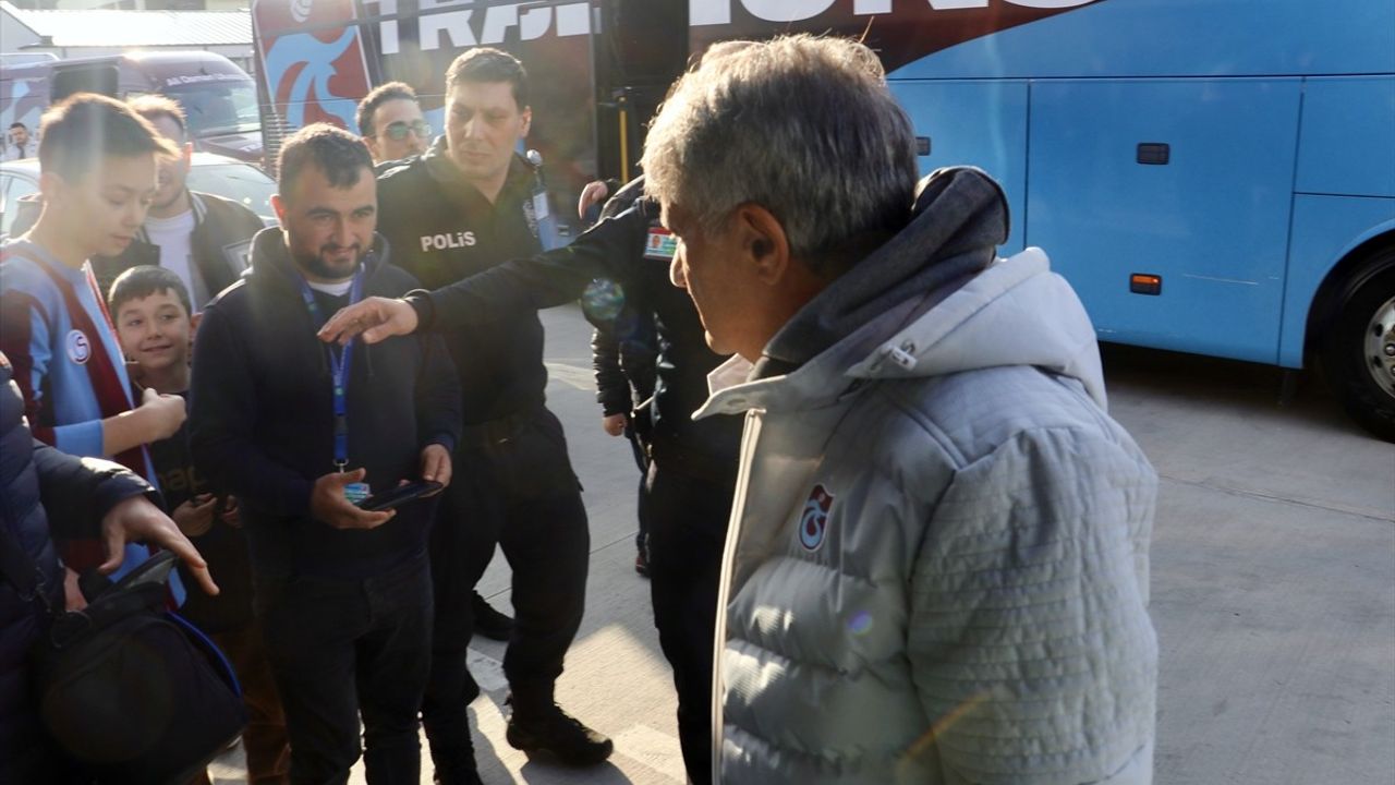 Trabzonspor Kayseri'ye Gitti: Maç Hazırlıkları Tamamlandı