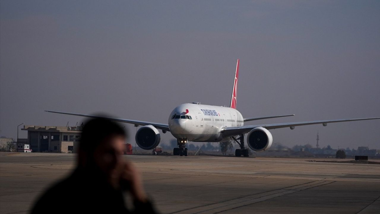 Türk Hava Yolları, 13 Yıl Aradan Sonra Şam'a İlk Uçuşunu Gerçekleştirdi