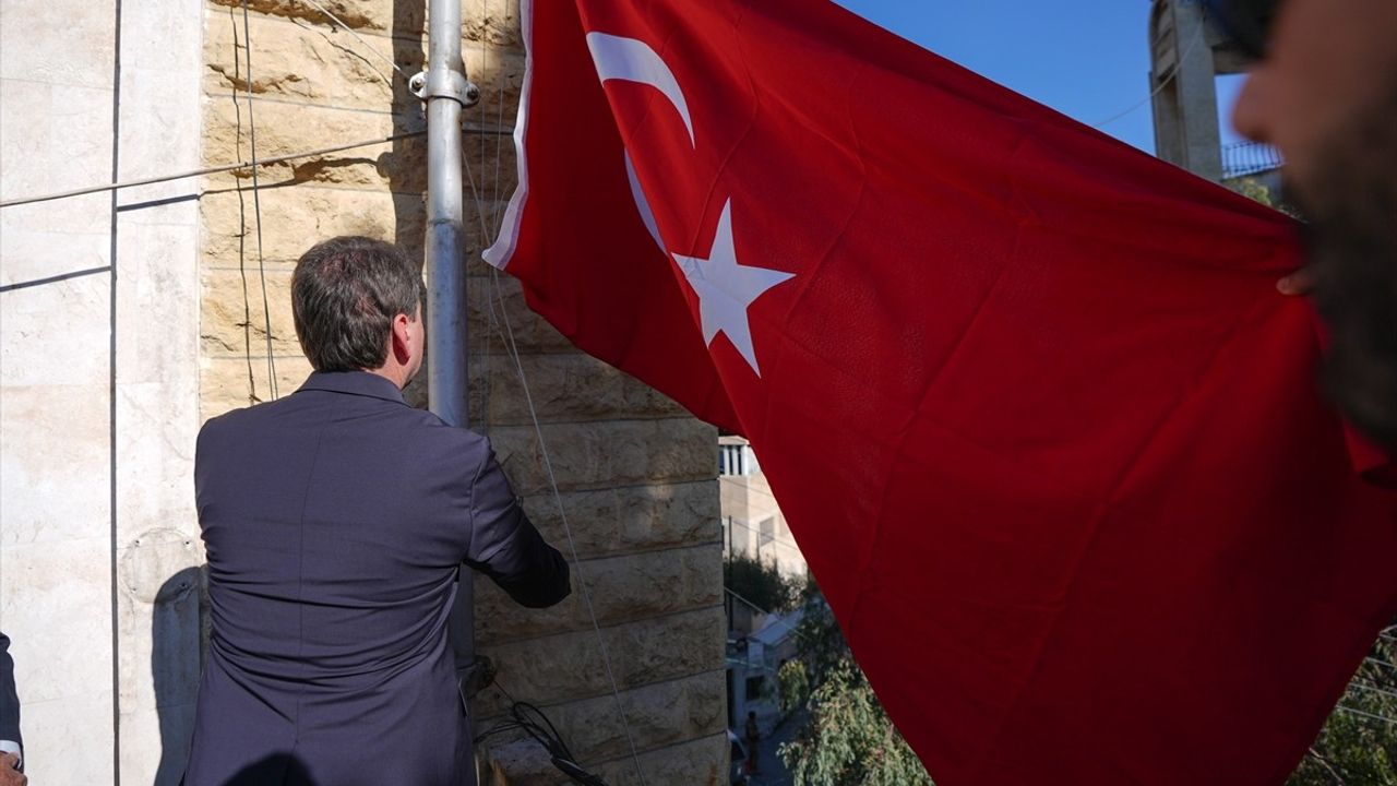 Türkiye'nin Halep Başkonsolosluğu Yeniden Faaliyete Geçti