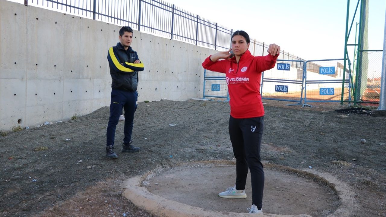 Yozgat'ta Geleceğin Atletizm Şampiyonları Yetişiyor