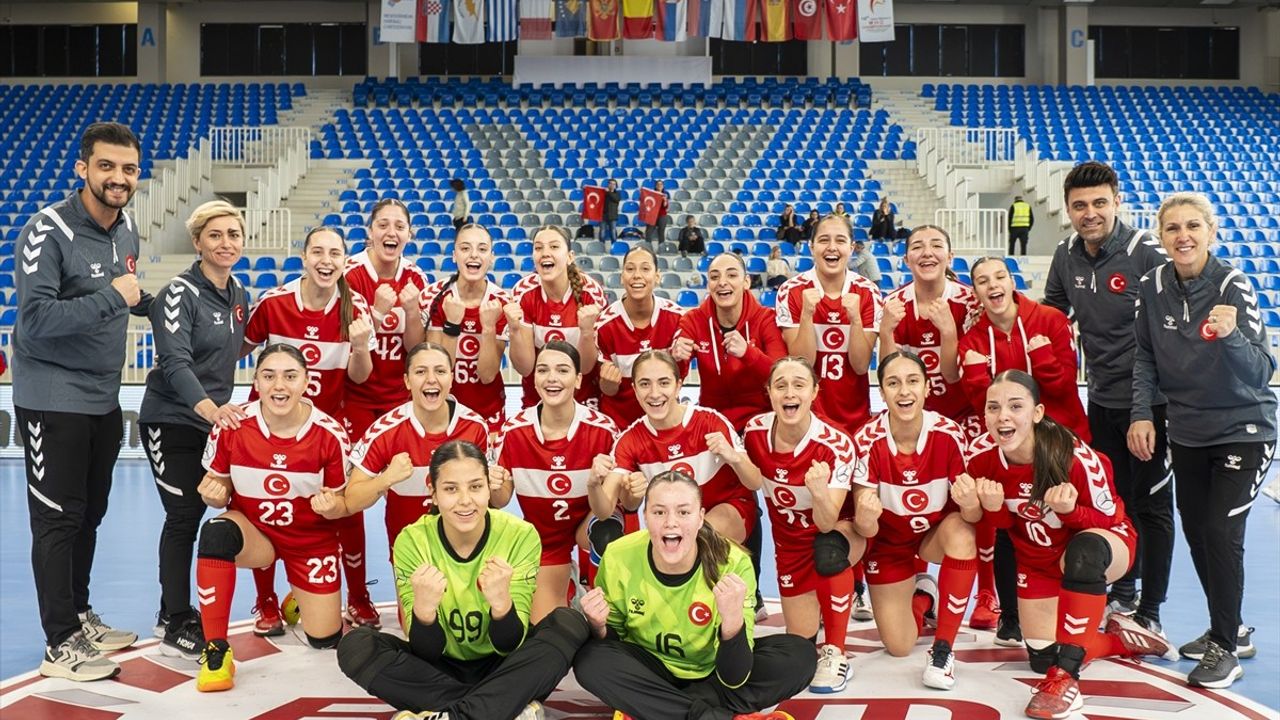 17 Yaş Altı Milli Kadın Hentbol Takımı, Akdeniz Konfederasyonu Şampiyonası'nda 9. Oldu