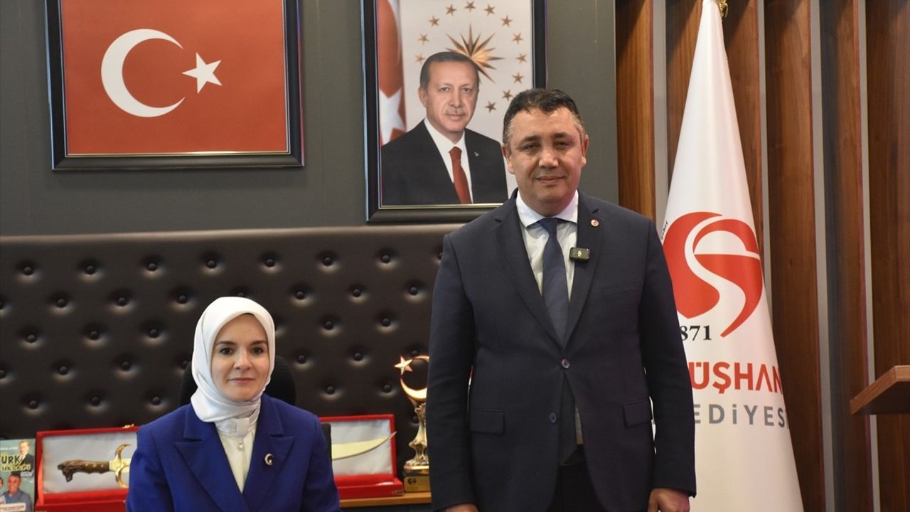 Aile ve Sosyal Hizmetler Bakanı Göktaş, Gümüşhane'de Ziyaretlerde Bulundu