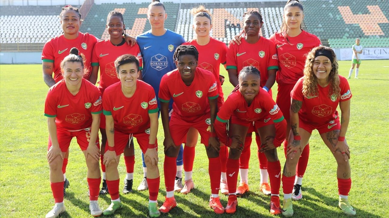 Amed Sportif Faaliyetler, Ünye Kadın Spor Kulübü'nü 3-2 Yenerek Zafere Ulaşıyor