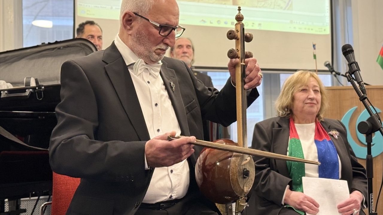 Amsterdam'da 'Türk Dünyasının Ses Atlası' Etkinliği Gerçekleşti