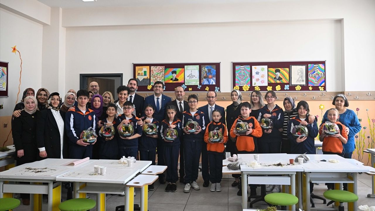 Ankara'da 'Aile Yılı' Etkinliği: Sevgi Teraryumu Atölyesi Düzenlendi