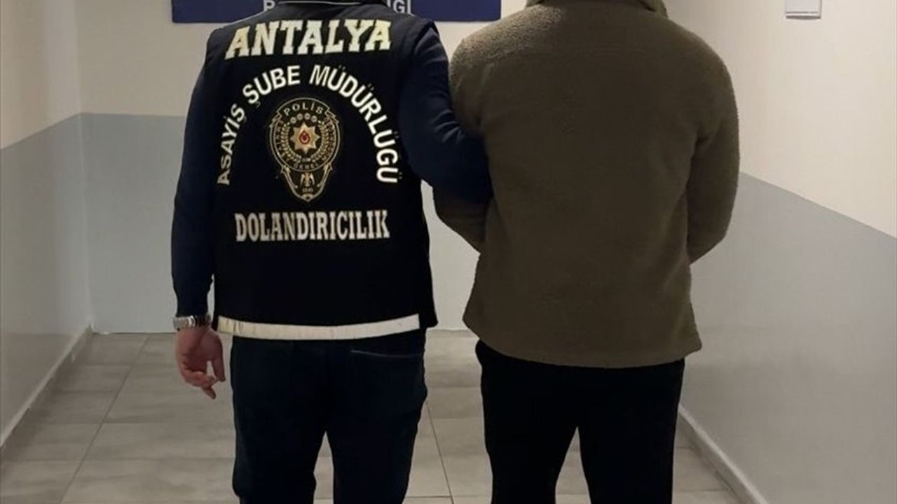Antalya'da Dolandırıcılık İddiasıyla Tutuklanan SAT Komandosu!