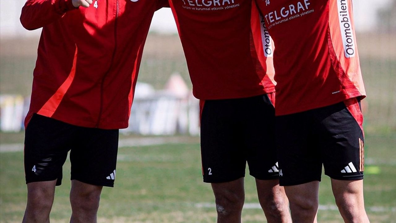 Antalyaspor, Adana Demirspor Maçına Hazırlıklarını Başlattı