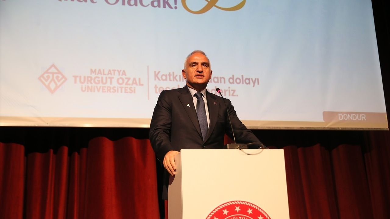 Bakan Ersoy, 6 Şubat Depremi Anma Programı'nda Açıklamalarda Bulundu