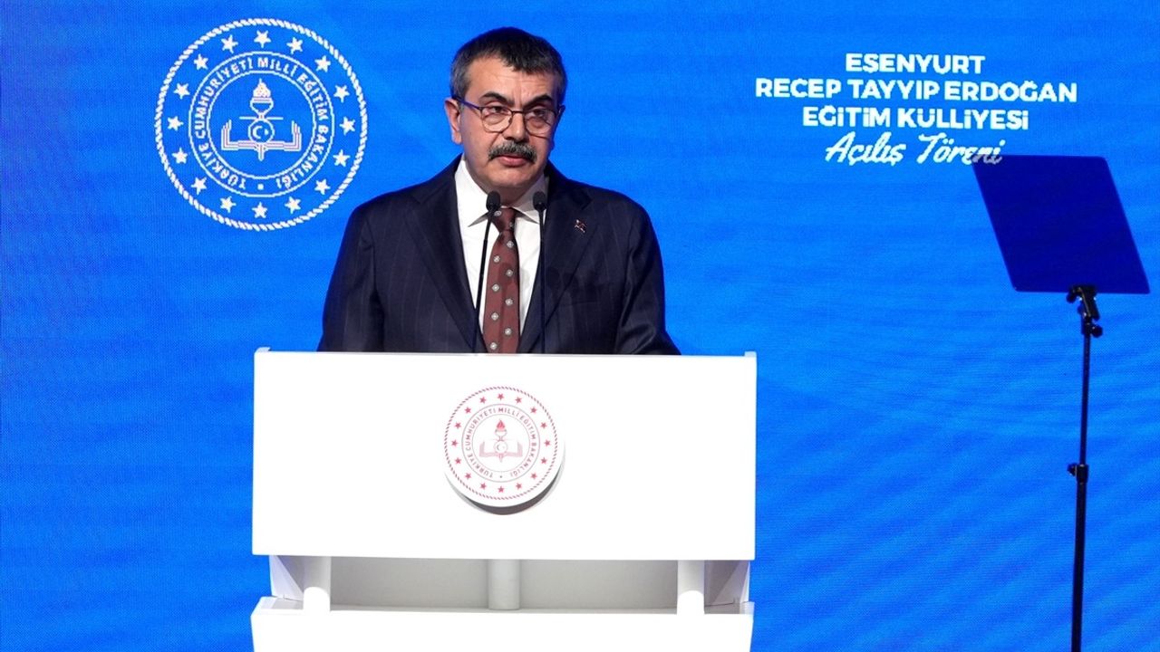 Bakan Tekin, Eğitim Külliyesi Açılışında Gelecek İçin Vizyonunu Açıkladı
