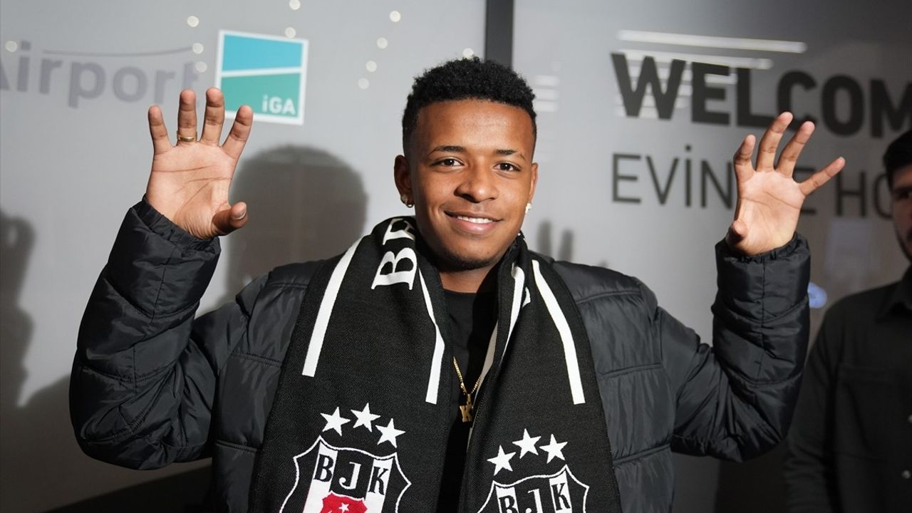 Beşiktaş'ın Yeni Transferi Keny Arroyo İstanbul'a Ayak Basti