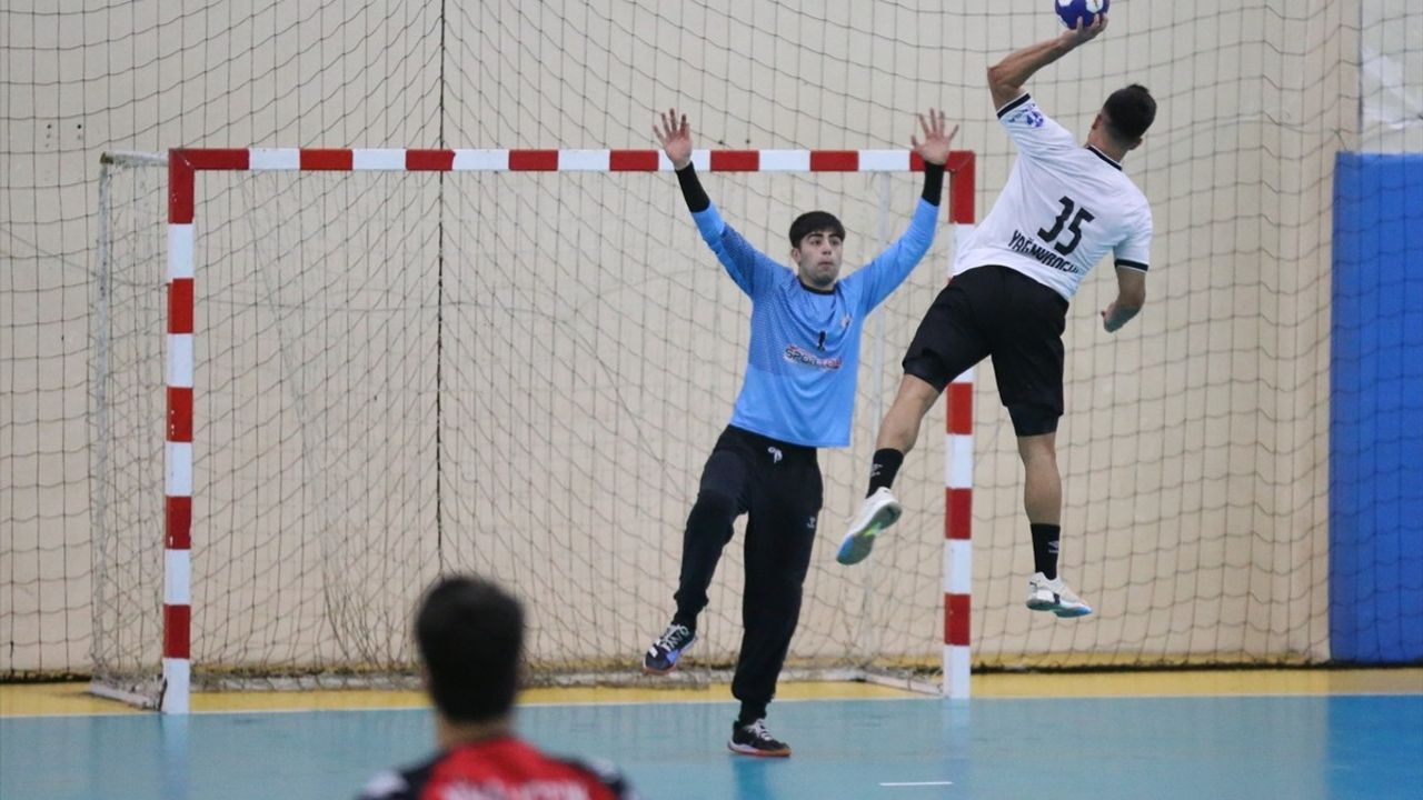 Beşiktaş, Mihalıççık Belediyespor'u 49-20 Mağlup Etti