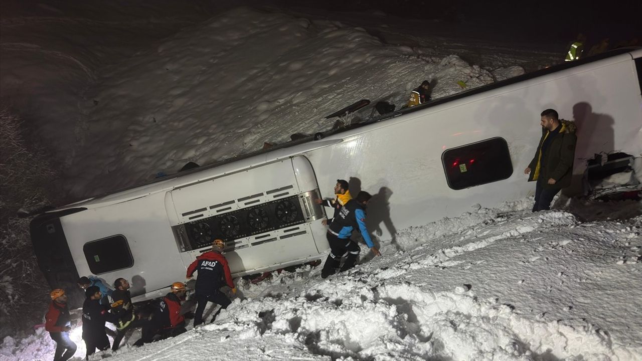 Bingöl'deki Otobüs Kazasında Ölü Sayısı 5'e Yükseldi, 38 Yaralı Var