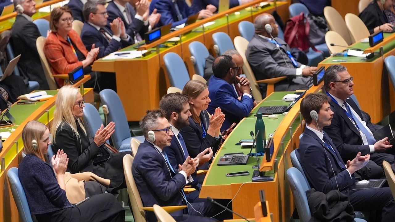 BM Genel Kurulu'ndan Rusya'ya Çekilme Çağrısı: ABD'den Olumsuz Yanıt