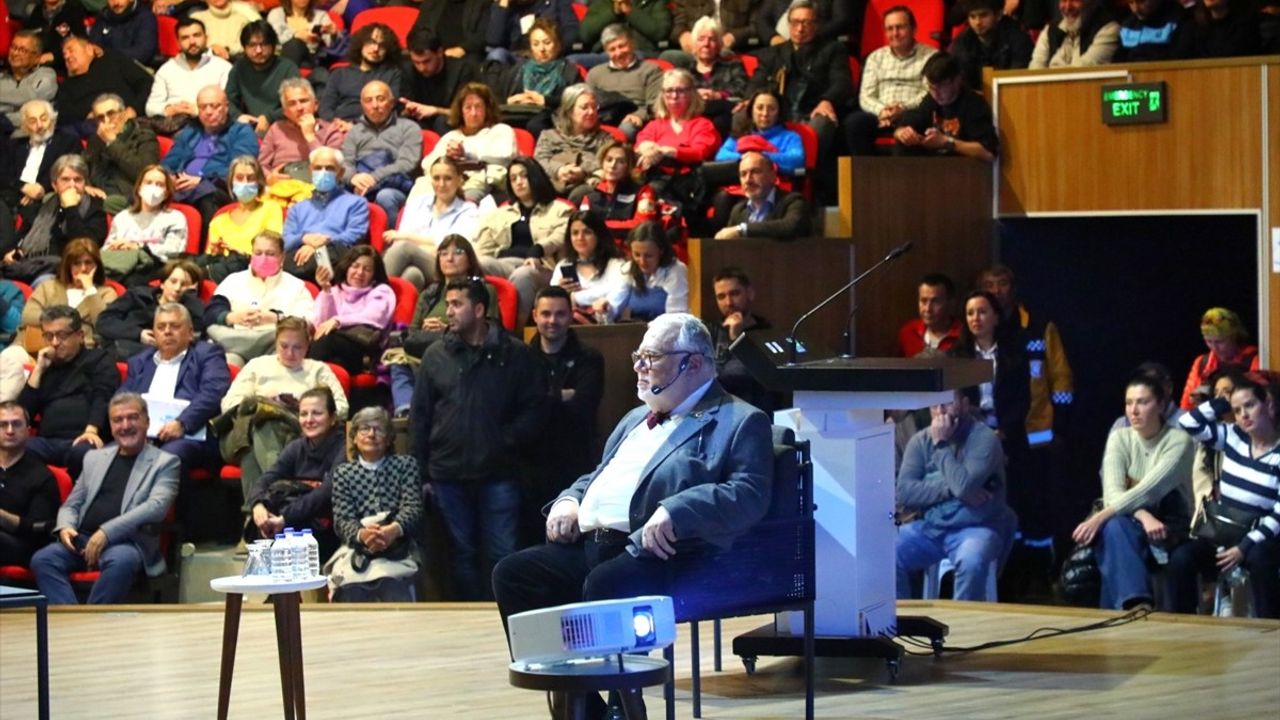 Bodrum'da Deprem ve Tsunami Paneli Bilim Dünyasını Buluşturdu