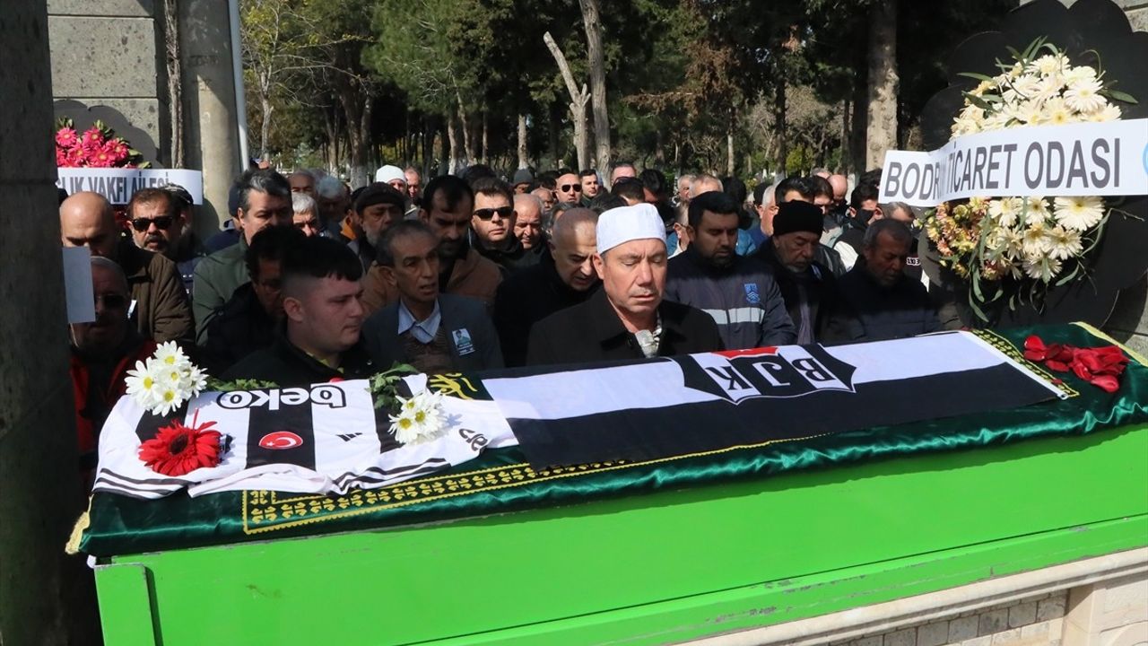 Bodrum'da Trafik Kazasında Hayatını Kaybeden Engelli Hasan Tabak Toprağa Verildi