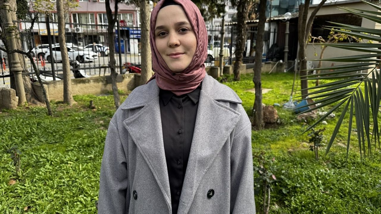 Buca'da Köpeklerden Kaçan Kişi ve Yakınlarını Bıçaklayan İki Şüpheli Tutuklandı