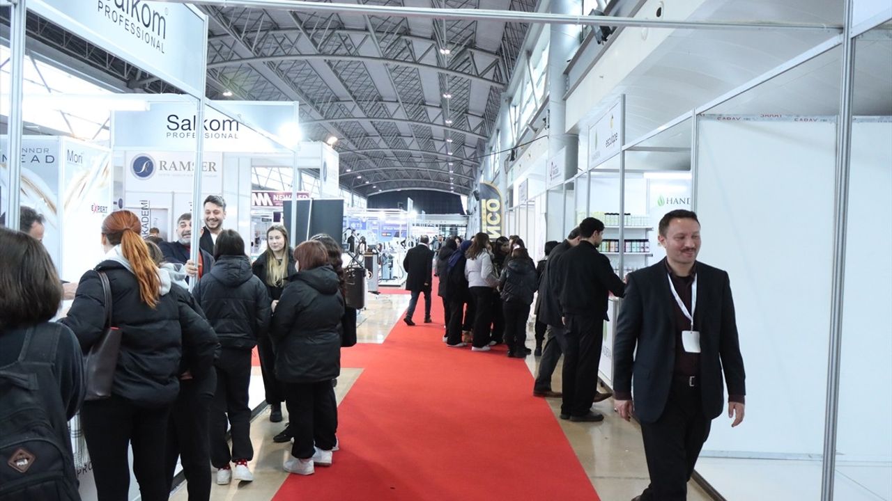 Bursa'da 5. BUCOS Kozmetik ve Güzellik Fuarı Açıldı