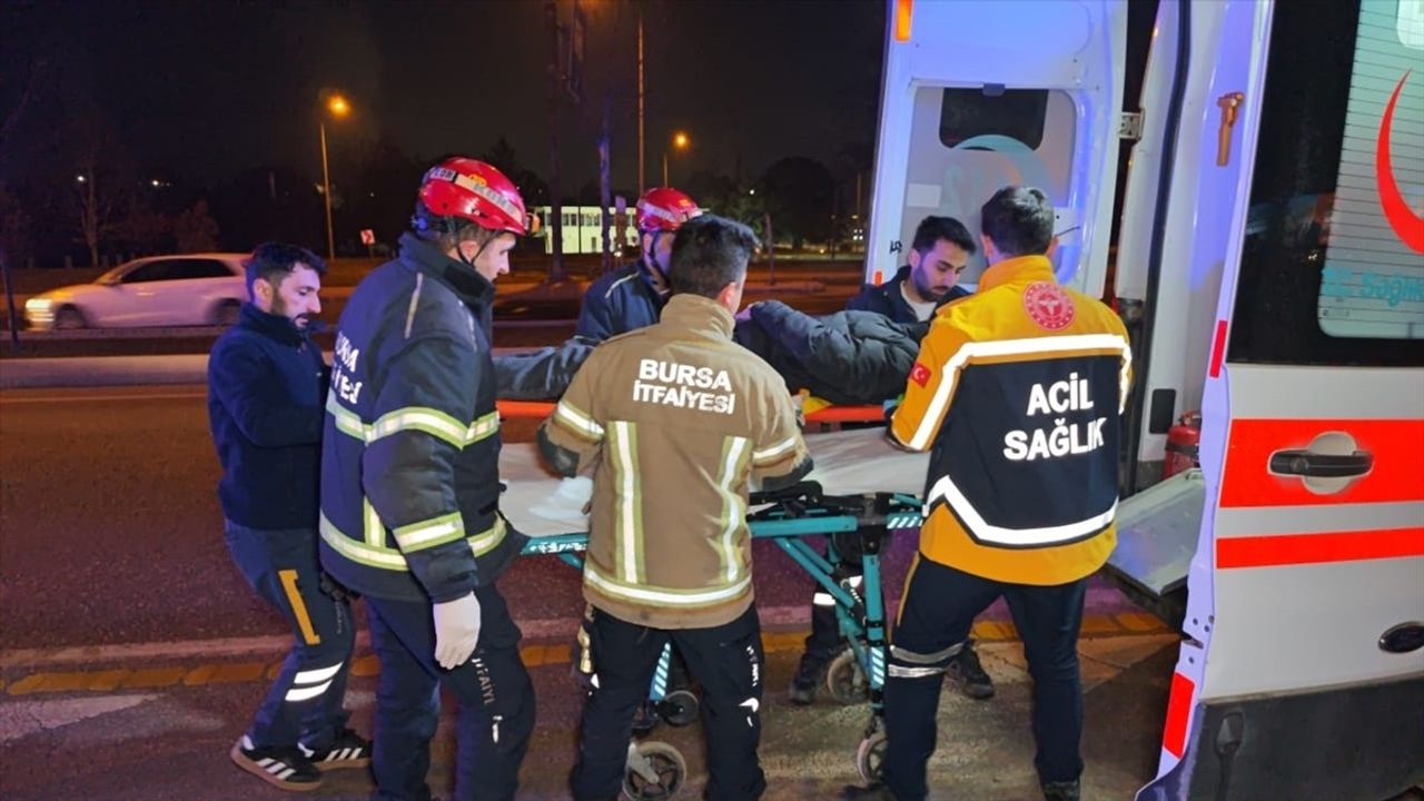 Bursa İnegöl'deki Trafik Kazasında 2 Yaralı