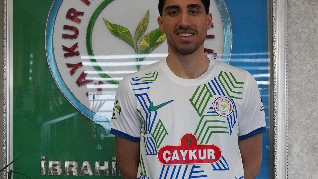 Çaykur Rizespor, Berkay Özcan'ı Kiraladı