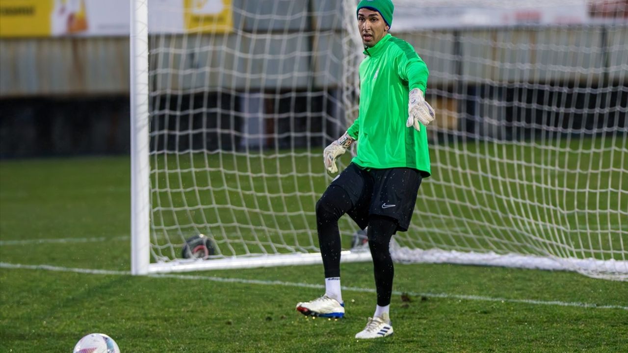 Çaykur Rizespor, Genç Kaleci Efe Doğan'ı Kadrosuna Kattı