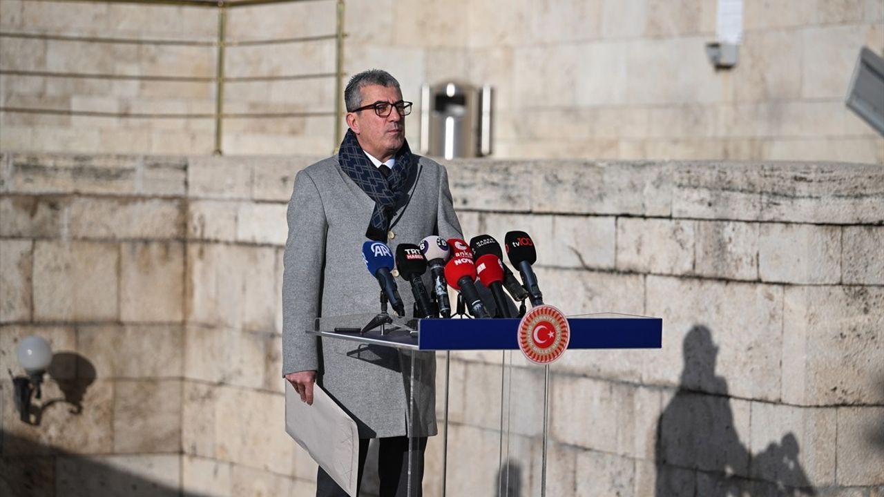 CHP'den Ekrem İmamoğlu Adaylığı için 116 İmza