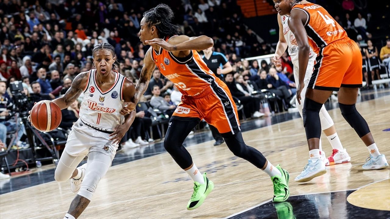 ÇİMSA ÇBK Mersin, Valencia'yı Geçerek Çeyrek Finale Yükseldi