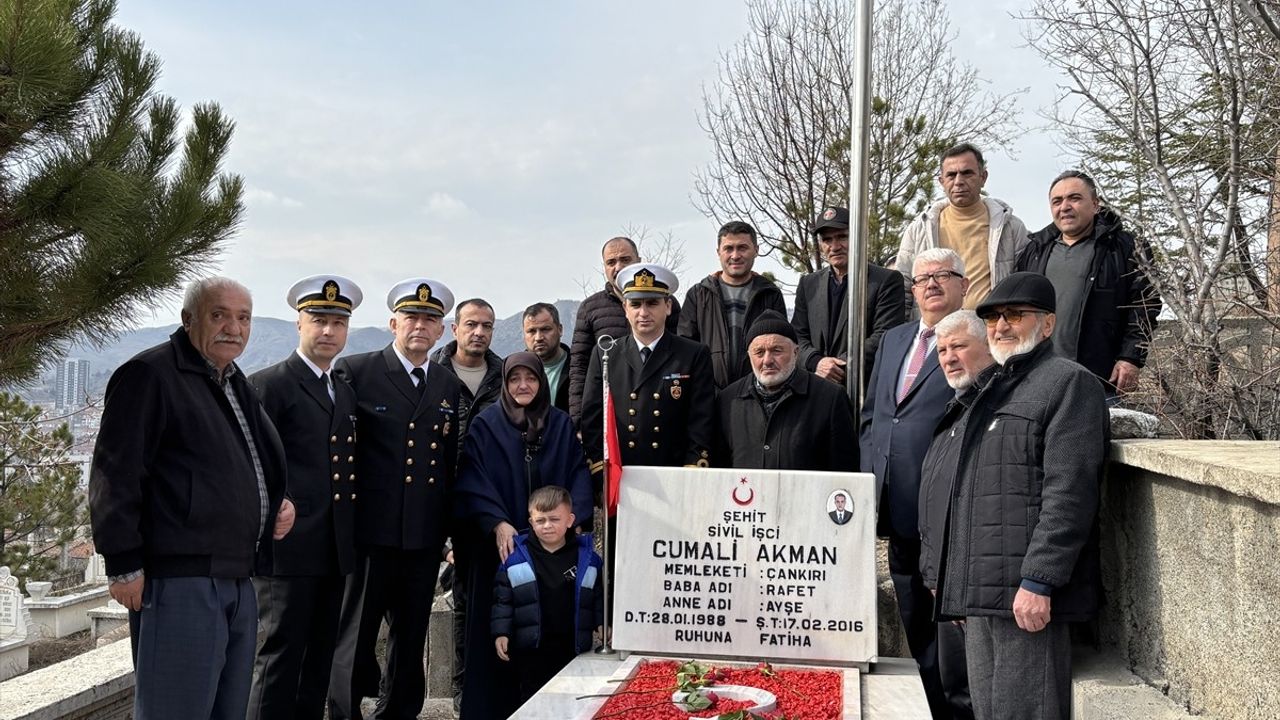 Cumali Akman, Ankara'daki Terör Saldırısında Şehit Olmanın Yıldönümünde Anıldı