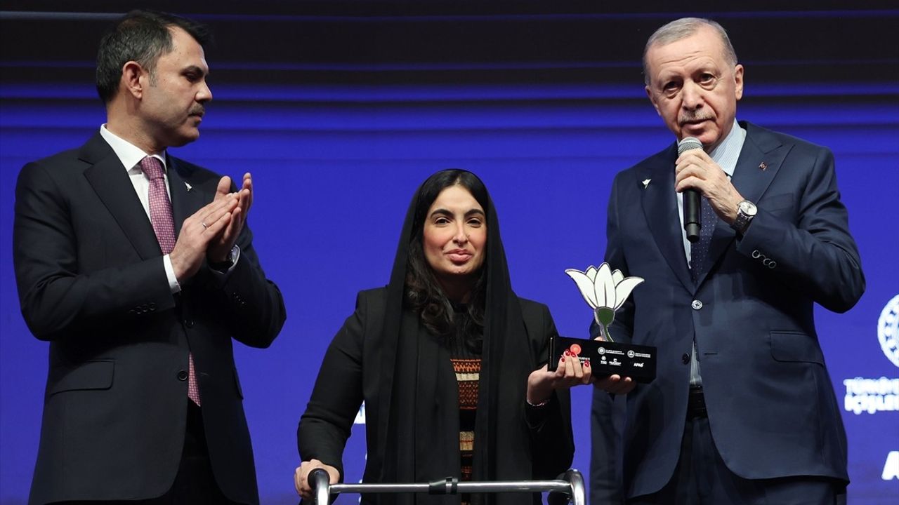 Cumhurbaşkanı Erdoğan'dan Depremzedeler İçin Yeni Projeler ve Destekler