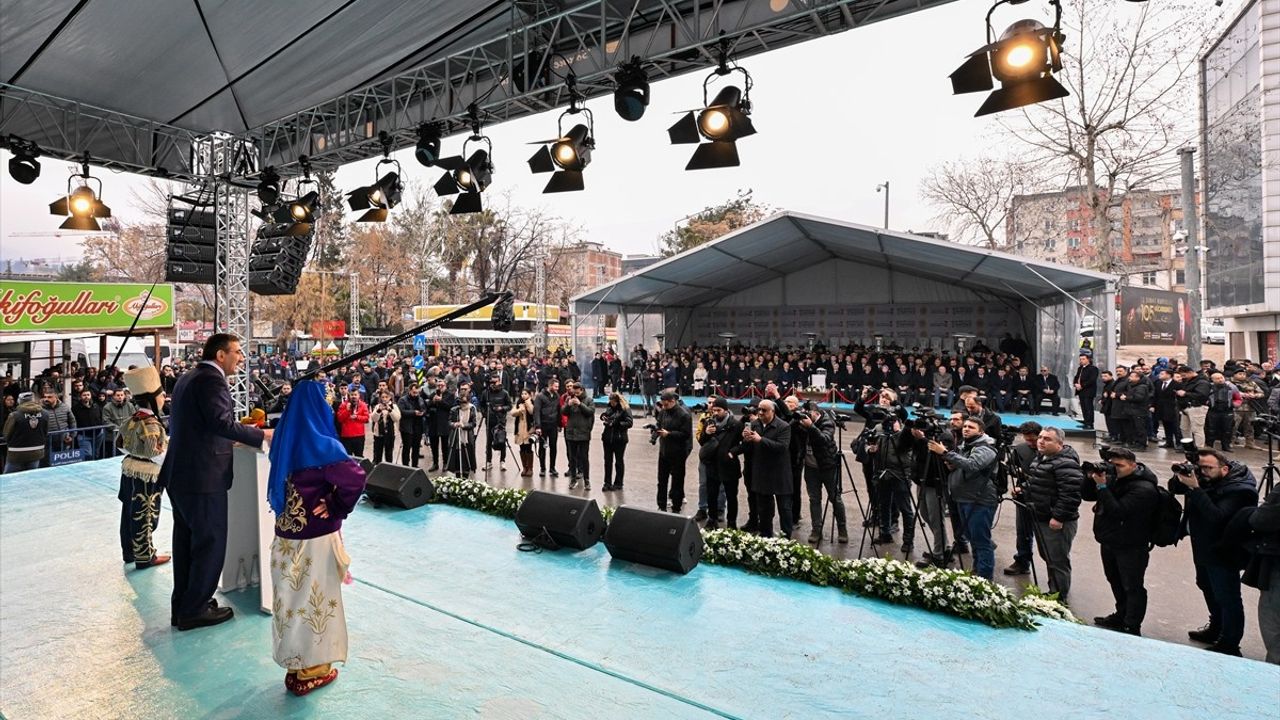 Cumhurbaşkanı Yardımcısı Yılmaz, Kahramanmaraş'ta Yatırımları ve Kentsel Dönüşümü Vurguladı