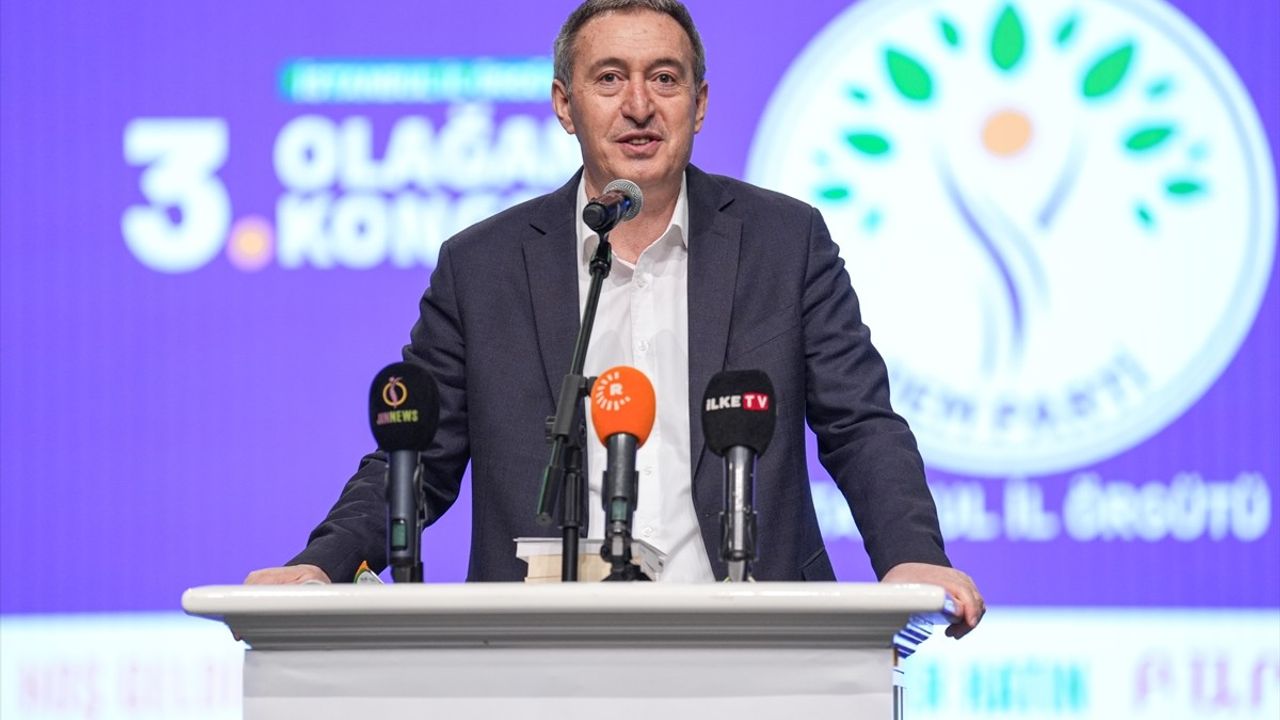 DEM Parti Eş Genel Başkanı Bakırhan, İstanbul Kongresi'nde Kayyum Uygulamalarını Eleştirdi