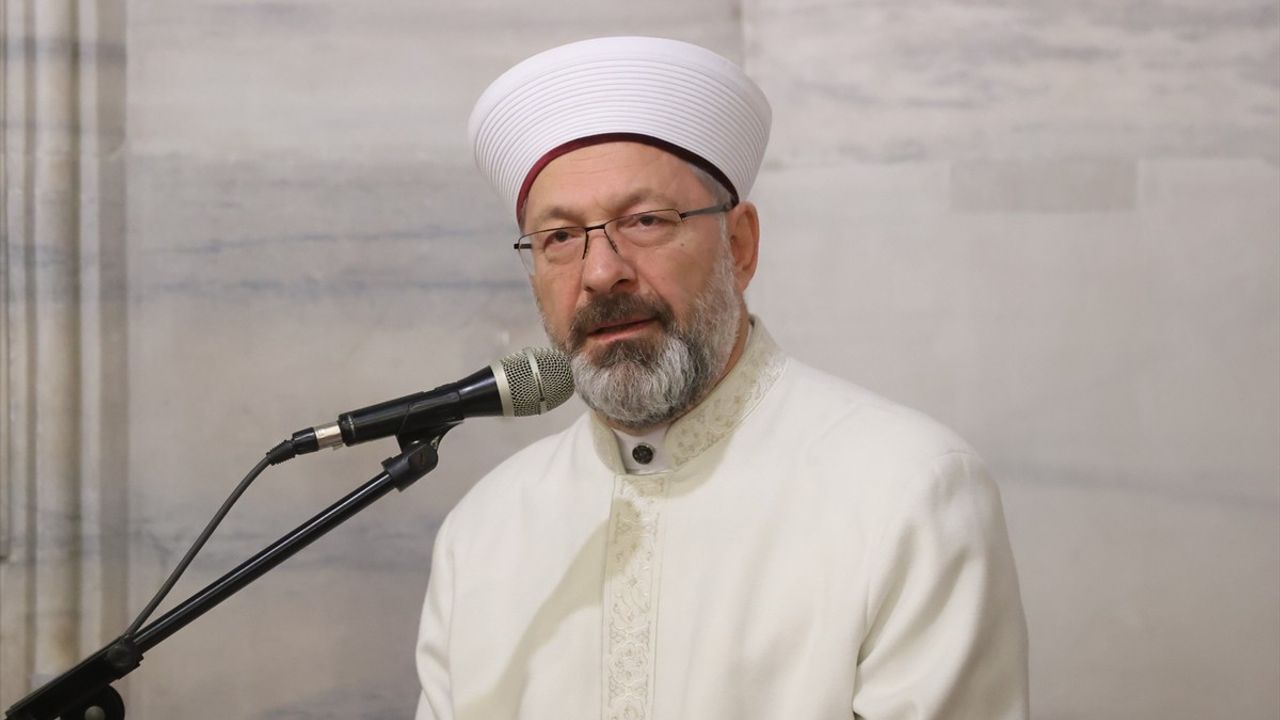 Diyanet İşleri Başkanı Ali Erbaş, Muhammed Emin Saraç İçin Hatmi Şerif Programına Katıldı