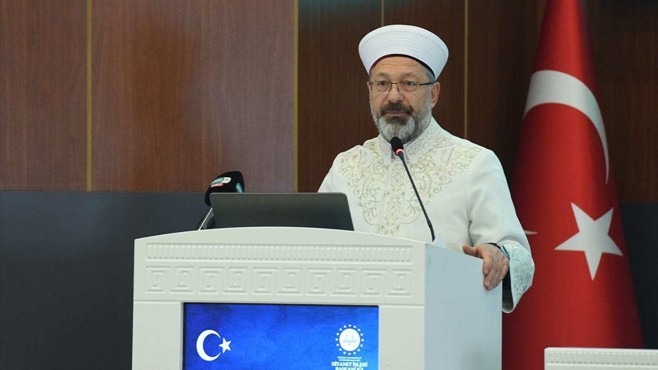 Diyanet İşleri Başkanı Erbaş'tan Merkez Birimleri İstişare Toplantısı'nda Önemli Açıklamalar