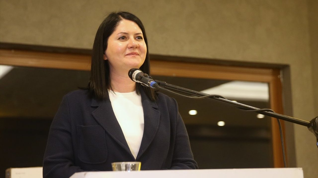 Edirnespor'a 500 Bin Lira Destek: Vali Sezer ve Belediye Başkanı Akın'dan Büyük Katkı