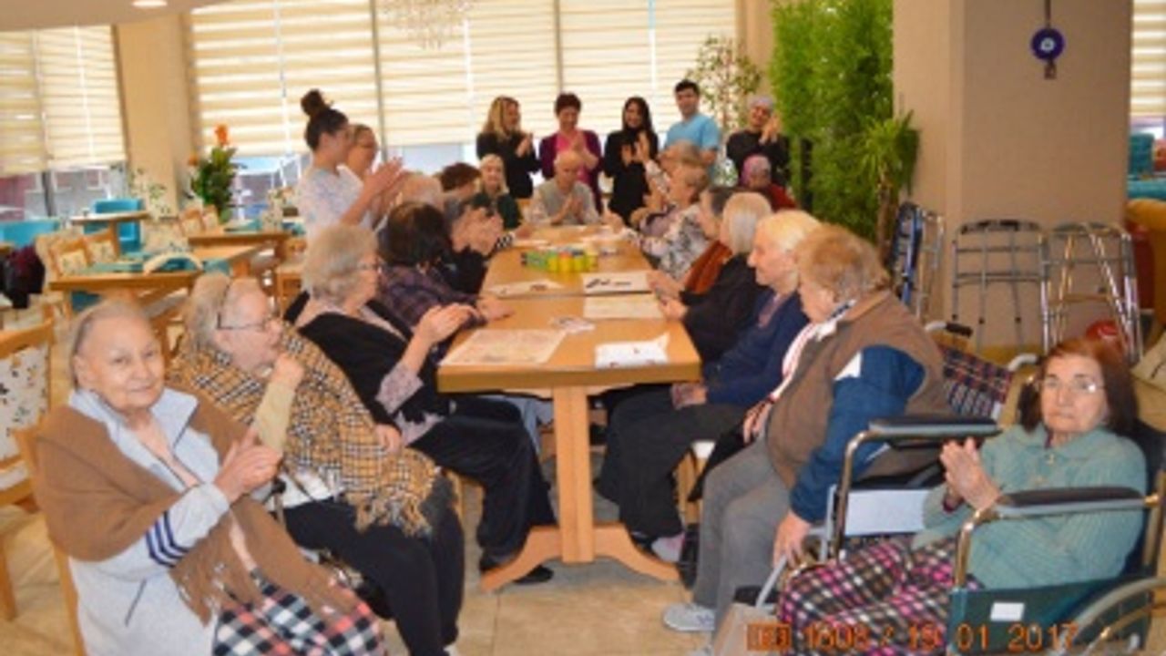 Emeklilere Ücretsiz Barınma Desteği: Yaşlı Konukevi Açıldı