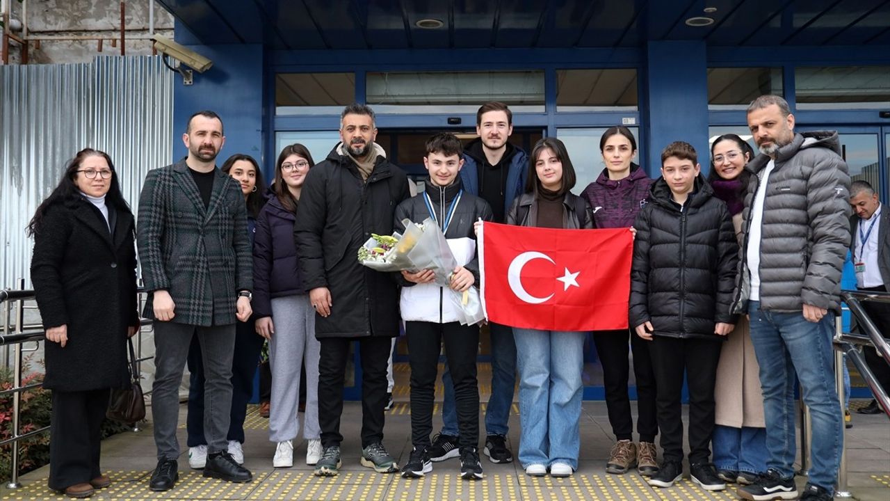 Eren Kalfa, Avrupa Şampiyonası'ndan Bronz Madalya ile Döndü