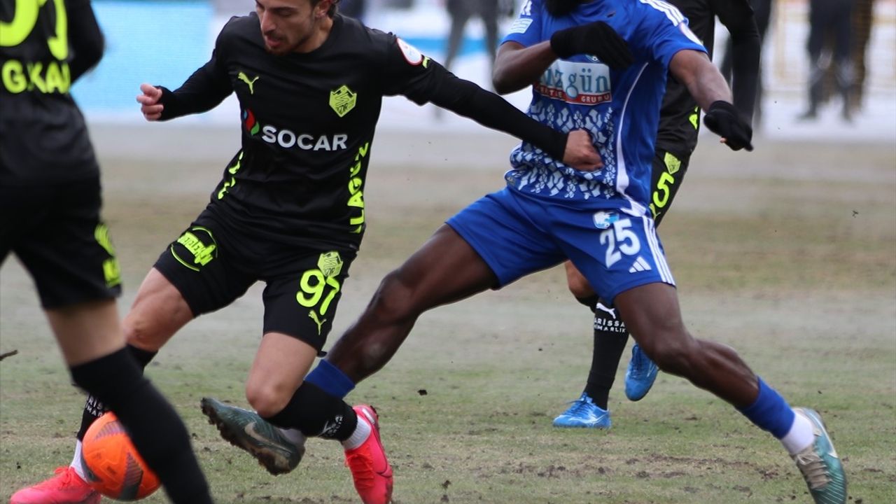 Erzurumspor FK ve Alagöz Holding Iğdır FK Berabere Kaldı