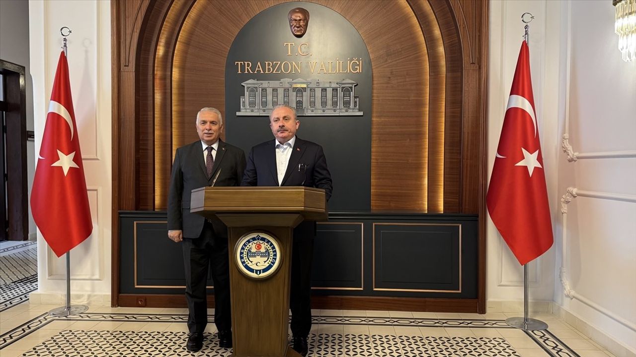 Eski TBMM Başkanı Mustafa Şentop: 'Türkiye, Kültürel ve Fiziki Bir Güvenli Ada'