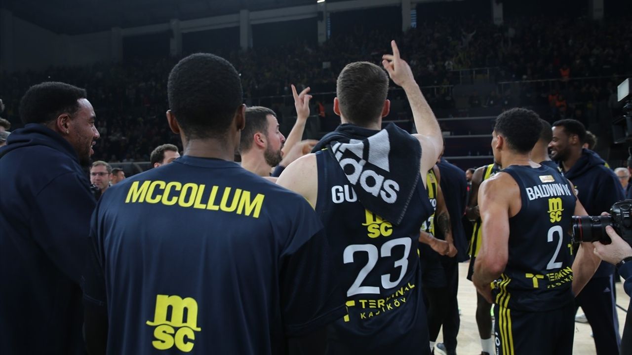 Fenerbahçe Beko, ING Türkiye Kupası'nı Kazandı