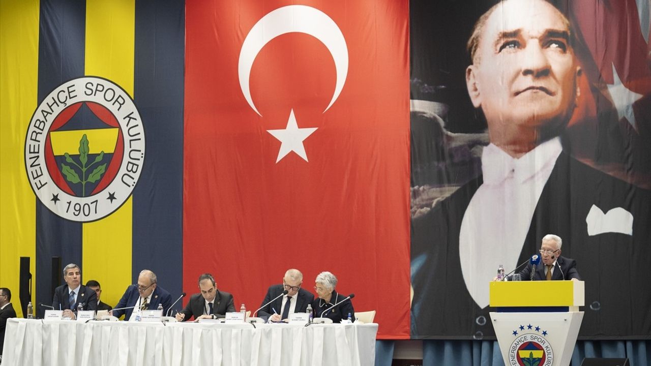 Fenerbahçe'nin Borcu 18,6 Milyar Lira Olarak Belirlendi