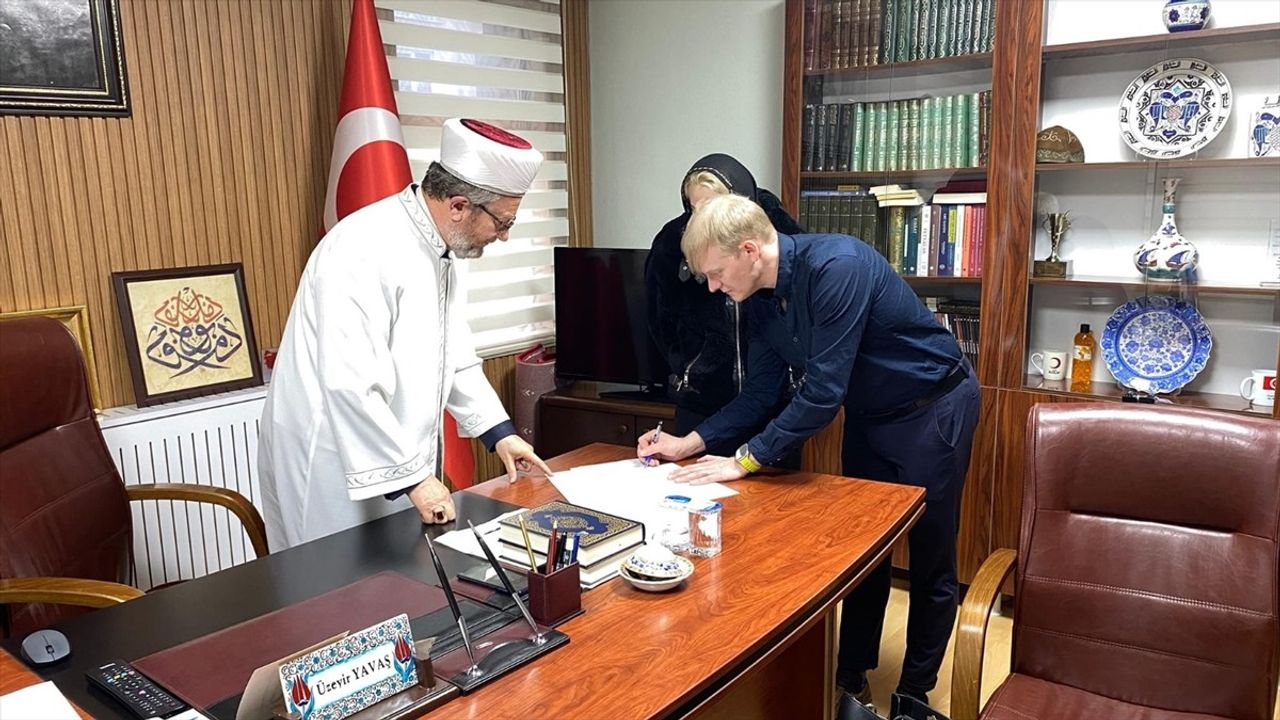 Finlandiyalı Johan Österman, Türk Kadınla Evlendi ve İslamiyet'i Seçti