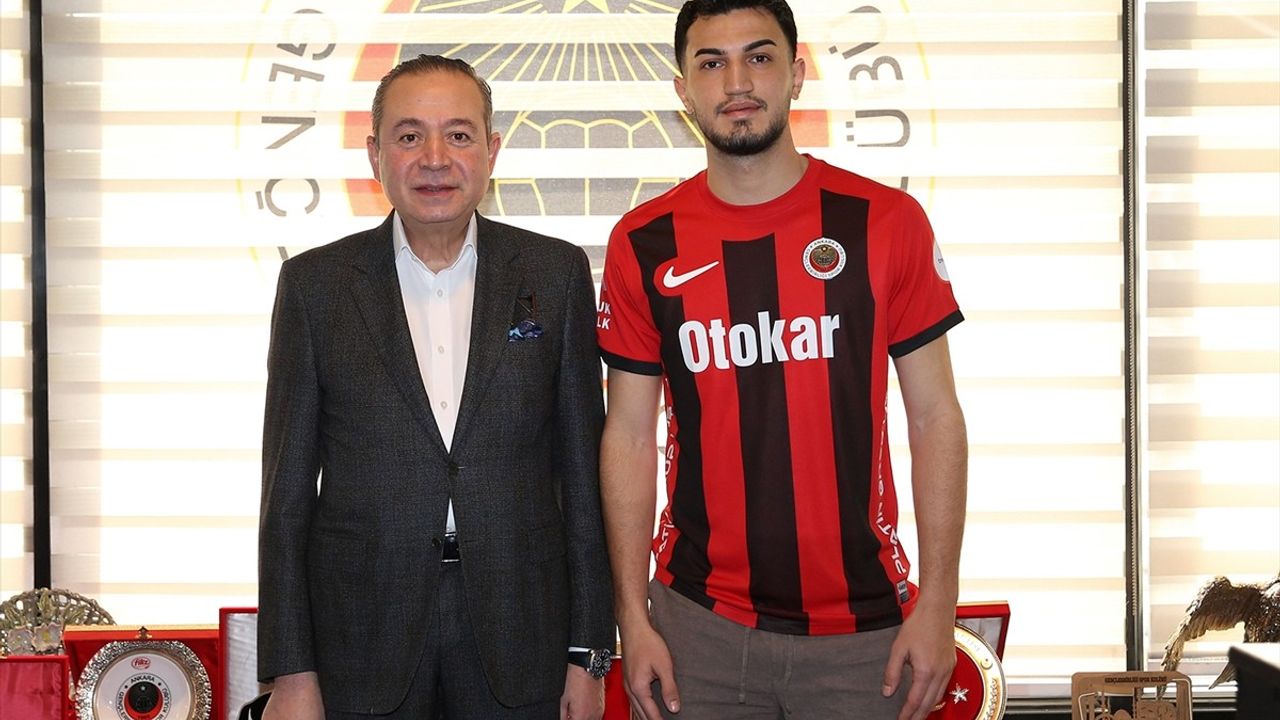 Gençlerbirliği, Adem Eren Kabak'ı Sezon Sonuna Kadar Kiraladı