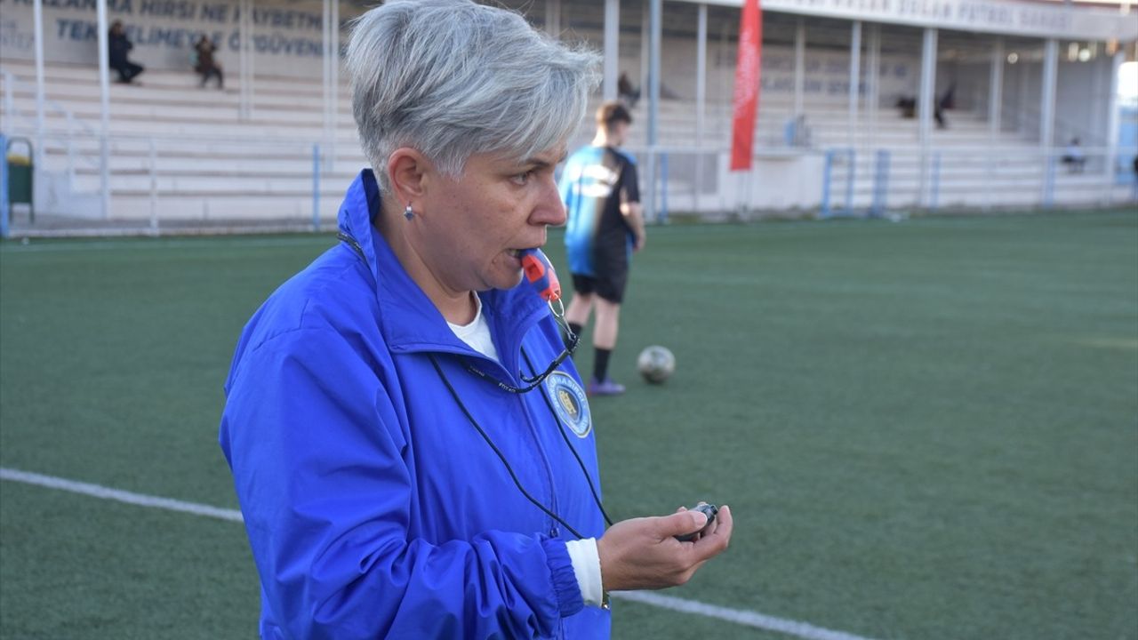 Görkem Hasırcı: Kadın Antrenörlükte Şampiyonluk Peşinde