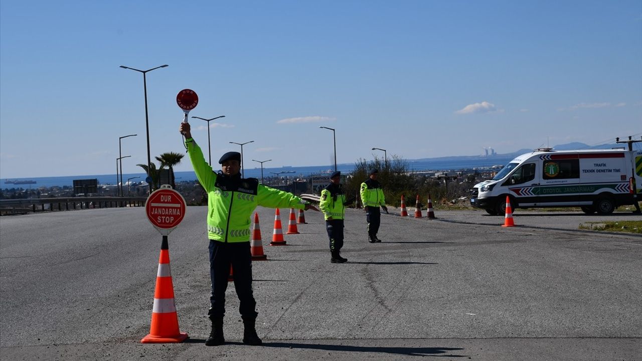 Hatay'da Cayrokopter Destekli Trafik Denetimleri Gerçekleştirildi