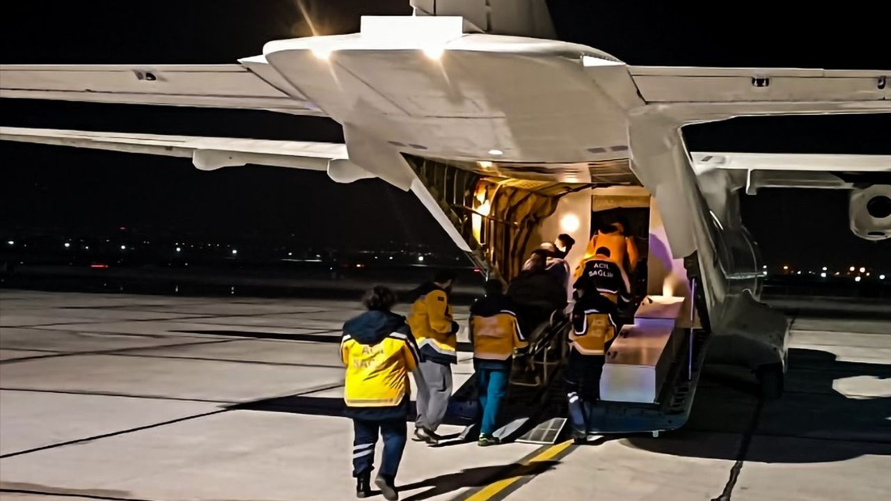 Hava Kuvvetleri Kalp Rahatsızlığı Olan Vatandaşı Erzurum'dan Ankara'ya Ulaştırdı