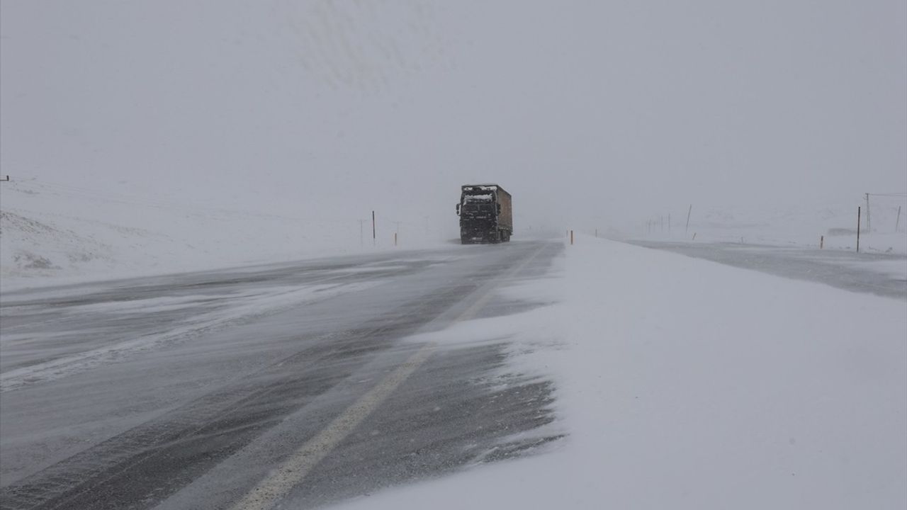 Iğdır'da Karla Mücadele: 75 Köy Yolu Açılıyor