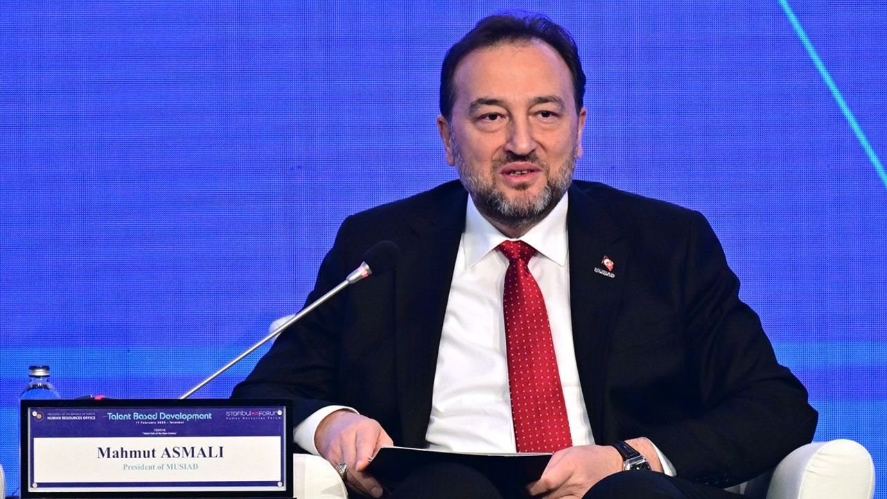 İstanbul İnsan Kaynakları Forumu: Geleceğin Yetenekleri ve İstihdam Stratejileri